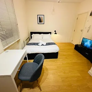 Premium Studio Flat 05 Near Tower Bridge Apartment