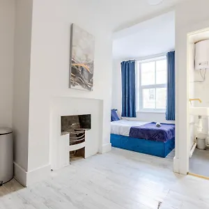 Magic Apartment