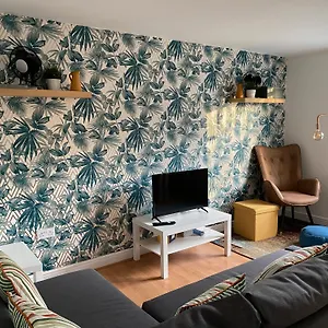 Canal-flat Near Stratford International Station Apartment